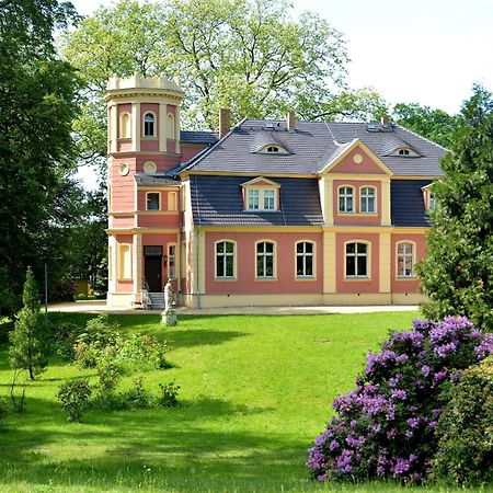 Ferienwohnung Im Gutshof Direkt Gegenueber Dem Schloss, Rhododendronpark Mit Terrasse Und Wlan Kromlau Kültér fotó