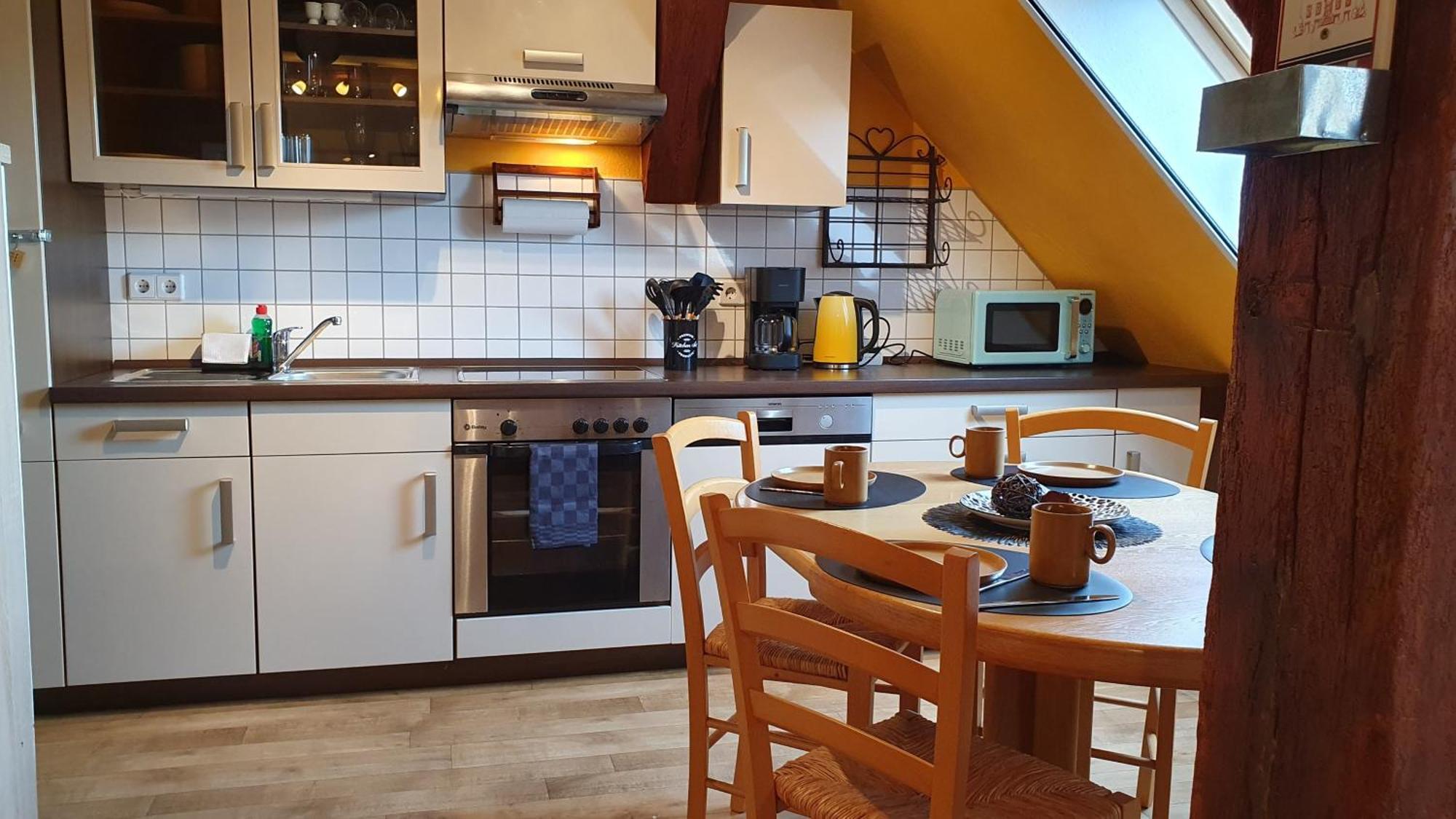 Ferienwohnung Im Gutshof Direkt Gegenueber Dem Schloss, Rhododendronpark Mit Terrasse Und Wlan Kromlau Kültér fotó